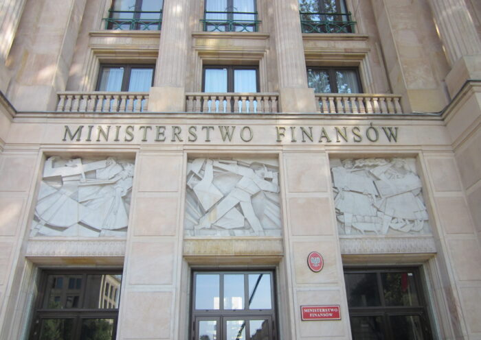 Wejście do Ministerstwa Finansów